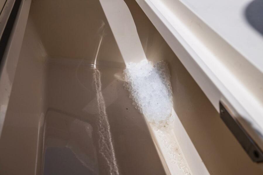 42' 2016 Scout 420 LXF