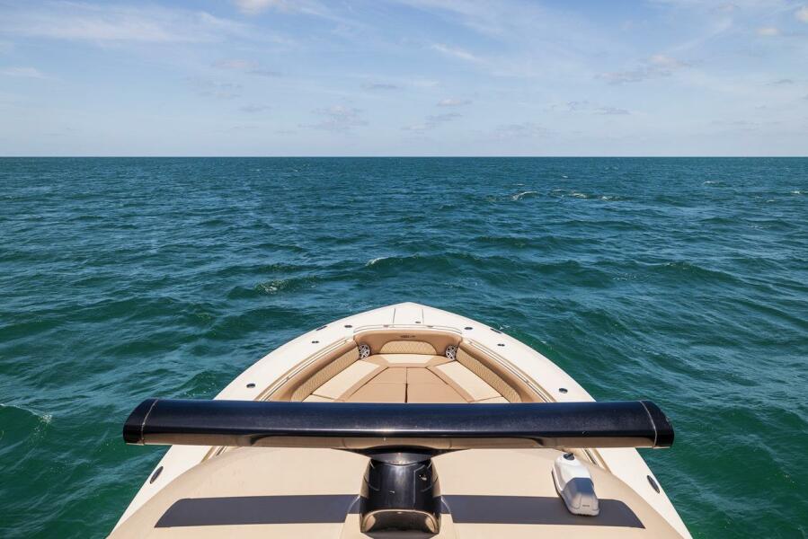 42' 2016 Scout 420 LXF