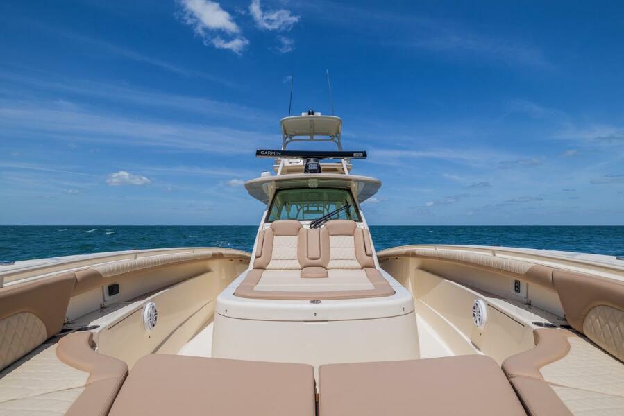 42' 2016 Scout 420 LXF