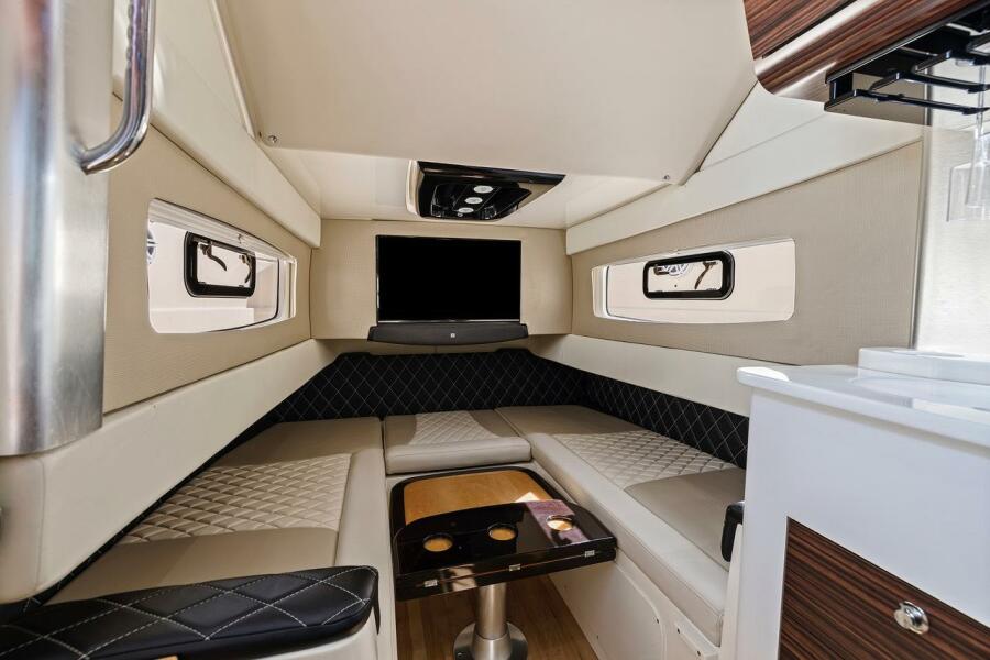 42' 2016 Scout 420 LXF