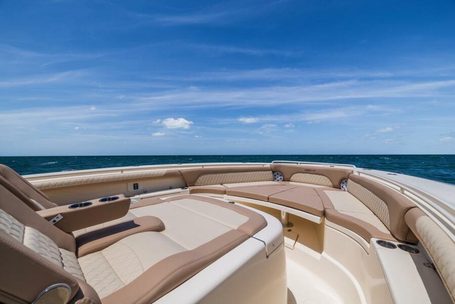 42' 2016 Scout 420 LXF