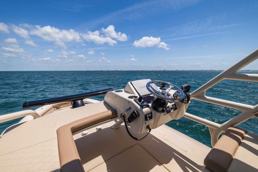 42' 2016 Scout 420 LXF