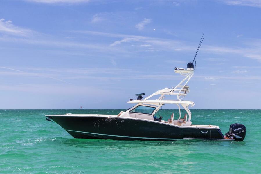 42' 2016 Scout 420 LXF