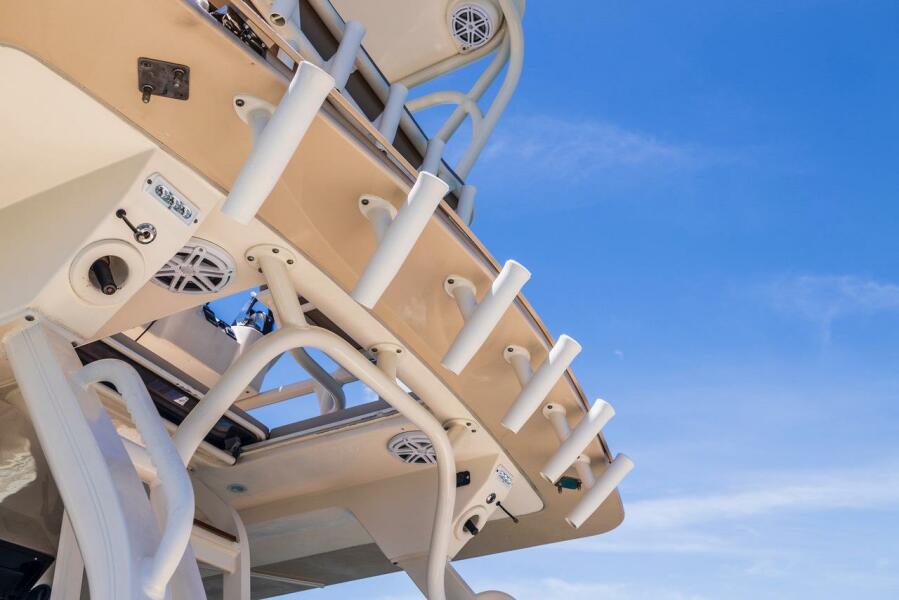 42' 2016 Scout 420 LXF