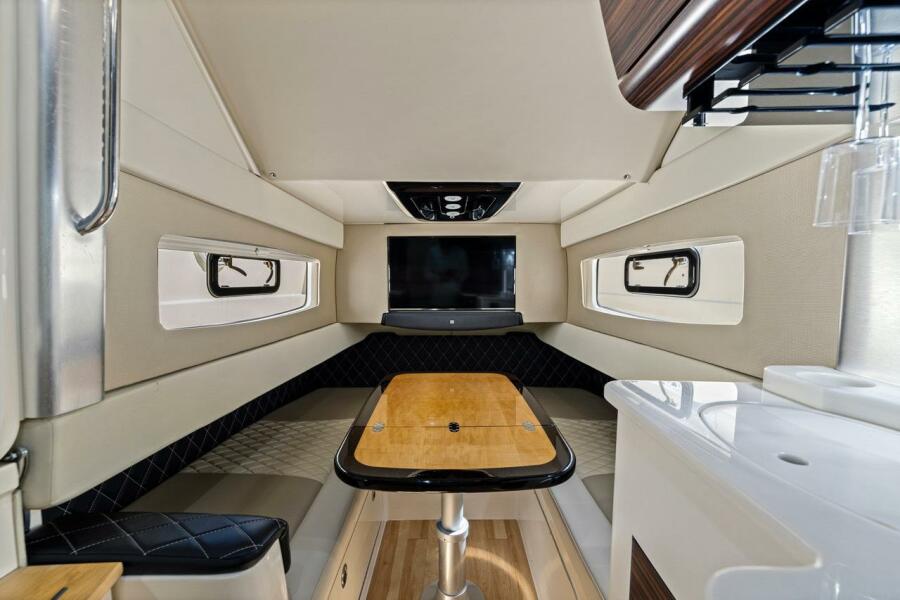 42' 2016 Scout 420 LXF