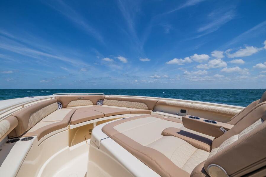 42' 2016 Scout 420 LXF