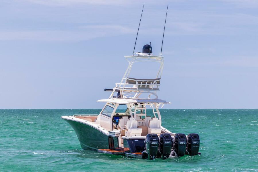 42' 2016 Scout 420 LXF