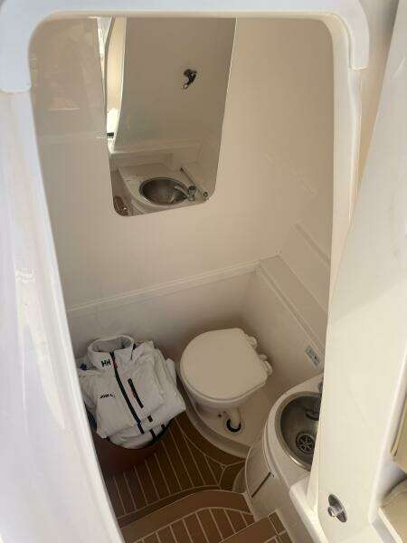 T T Jodi Ann 34ft Intrepid Yacht For Sale