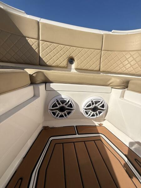 34' 2019 Intrepid 345 Nomad FE