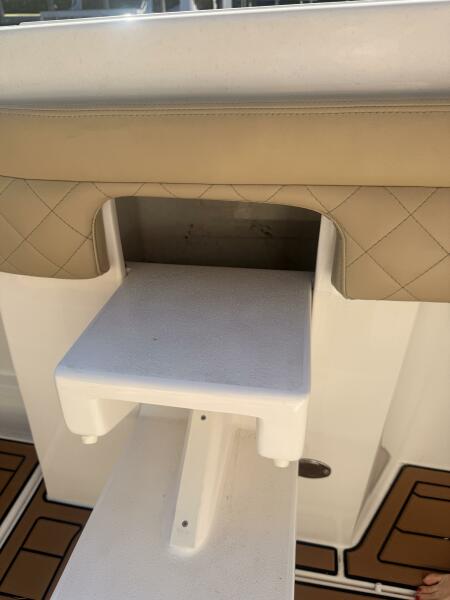 34' 2019 Intrepid 345 Nomad FE