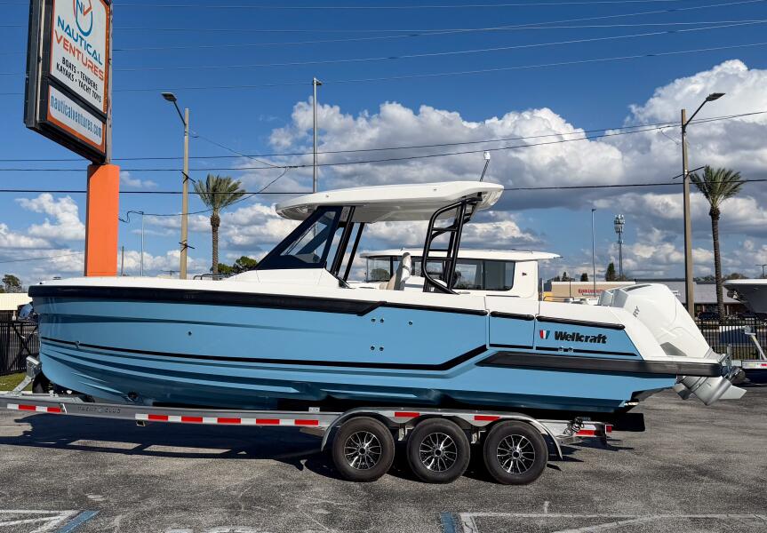 28' 2026 Wellcraft 28 T-Top