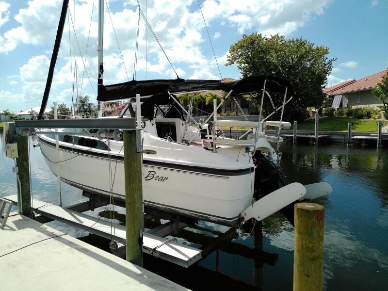 26' 2010 Macgregor 