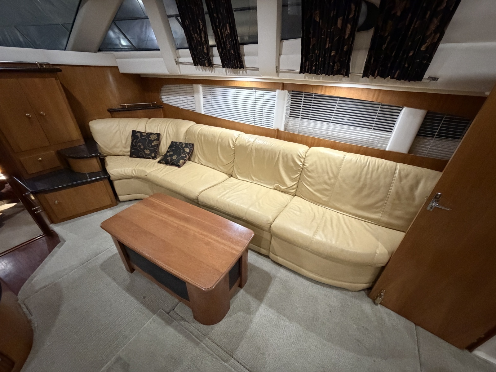 Power Play 44ft Carver Yacht For Sale