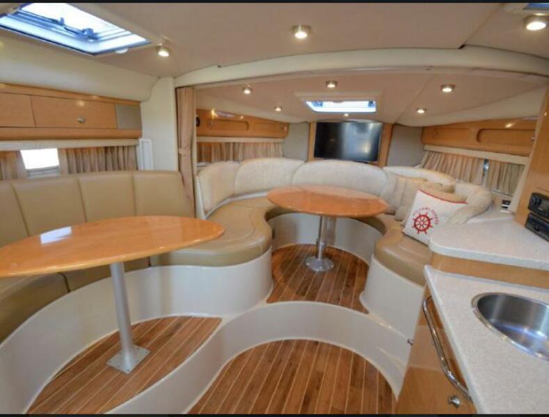 33' 2006 Chaparral 330 signature