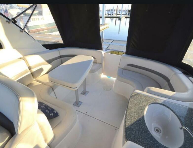 33' 2006 Chaparral 330 signature