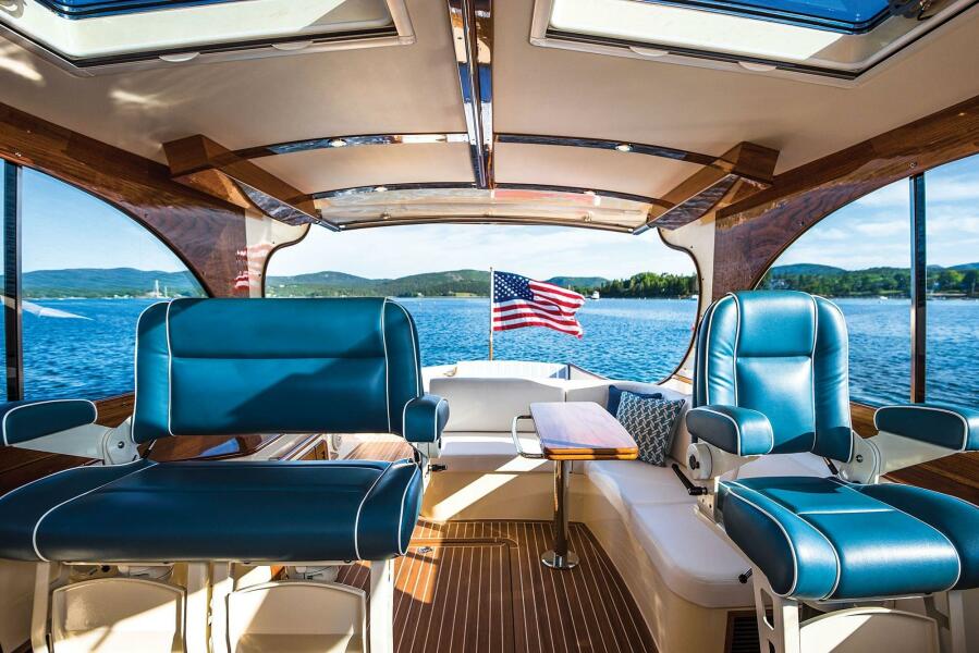 40' 2019 Hinckley PB40