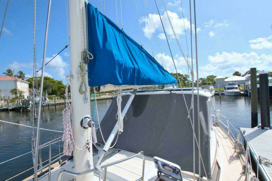 Kindred Spirit 43ft Morgan Yacht For Sale