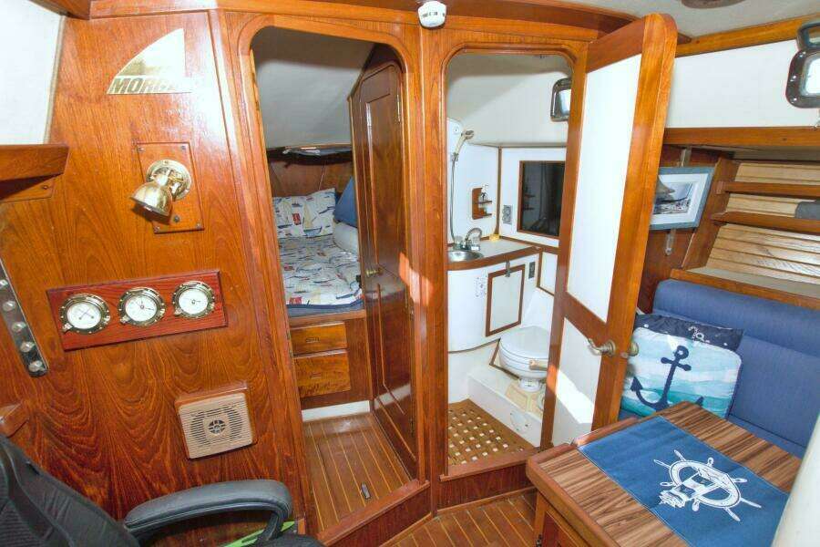Kindred Spirit 43ft Morgan Yacht For Sale