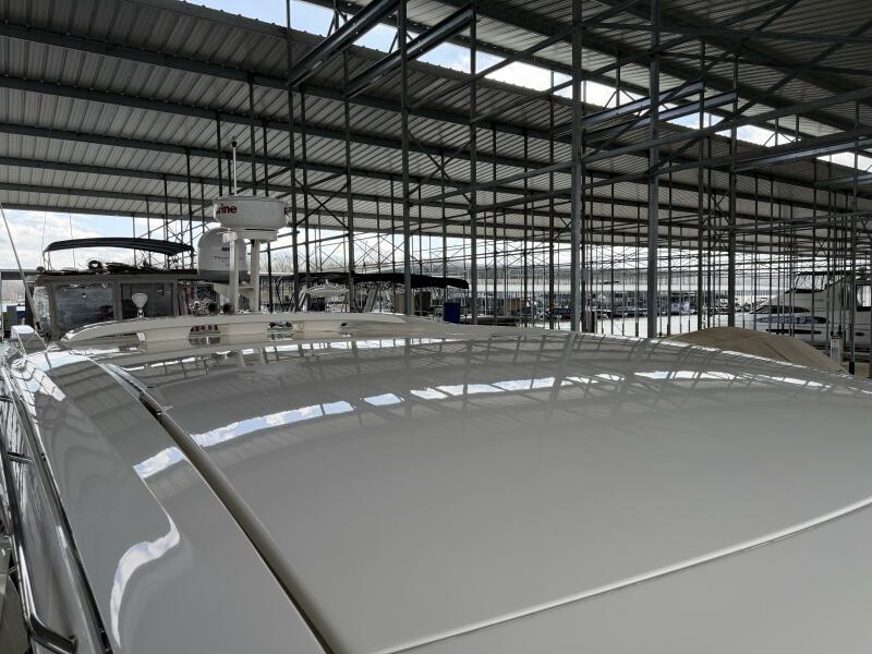 40' 2017 Sea Ray 400 Sundancer