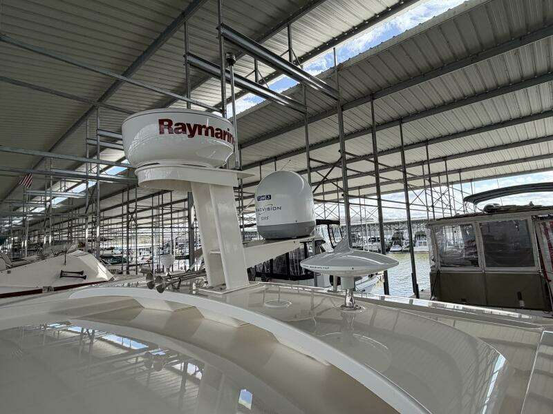 Aquarius 40ft Sea Ray Yacht For Sale