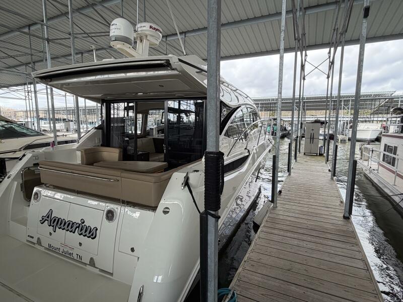 40' 2017 Sea Ray 400 Sundancer