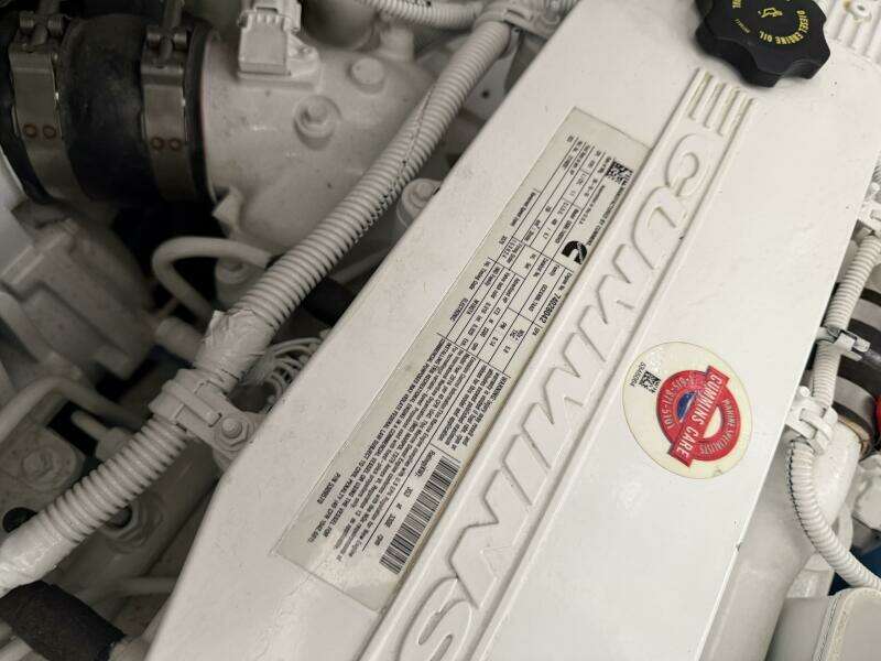 Aquarius 40ft Sea Ray Yacht For Sale