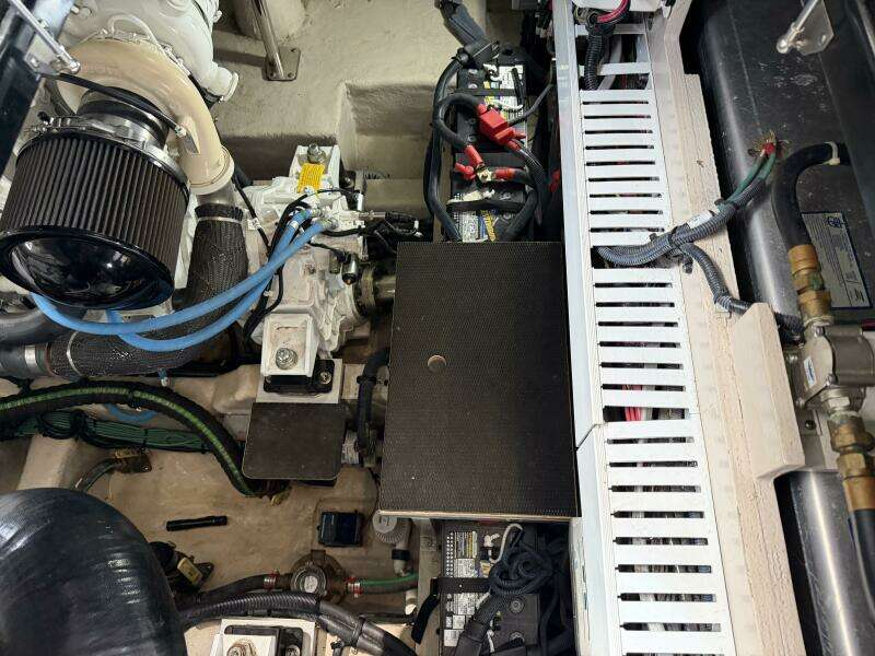 Aquarius 40ft Sea Ray Yacht For Sale