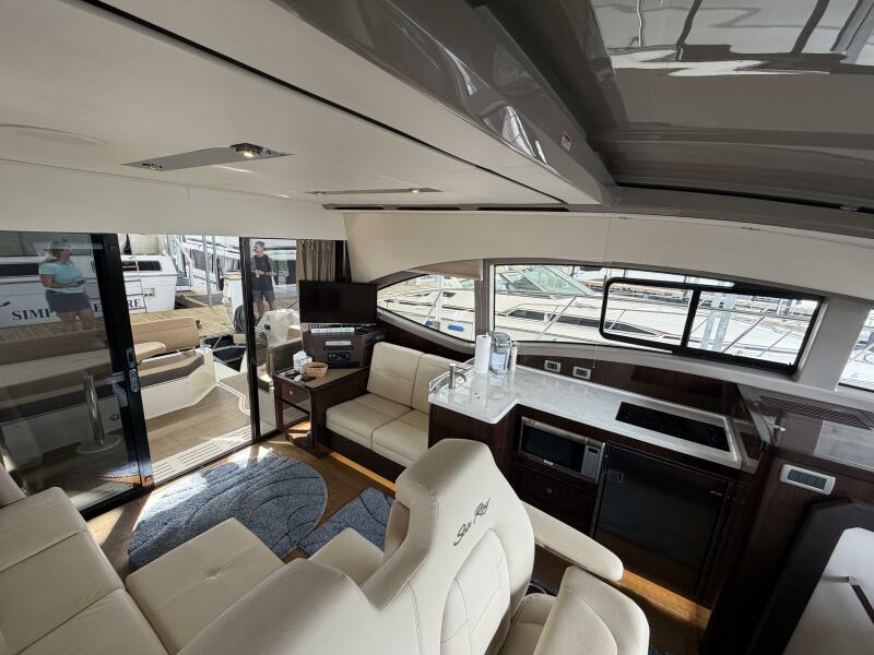 40' 2017 Sea Ray 400 Sundancer