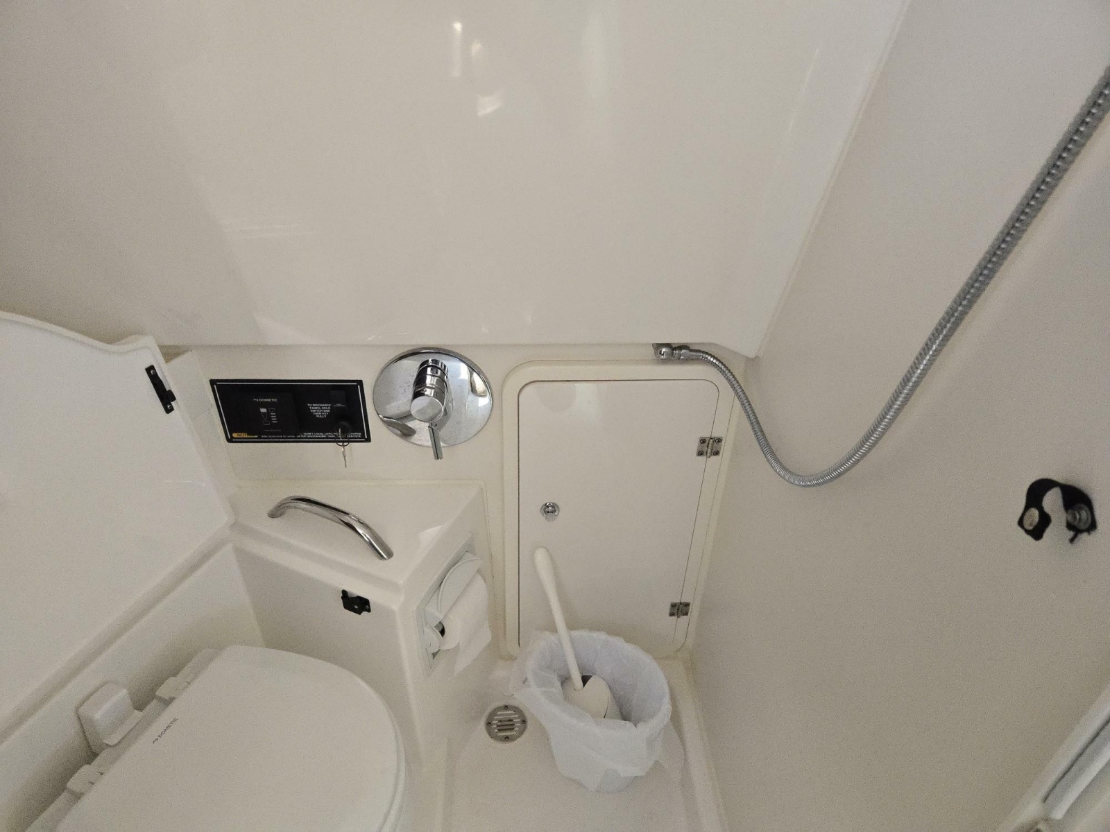 2019 Pursuit 355 Offshore