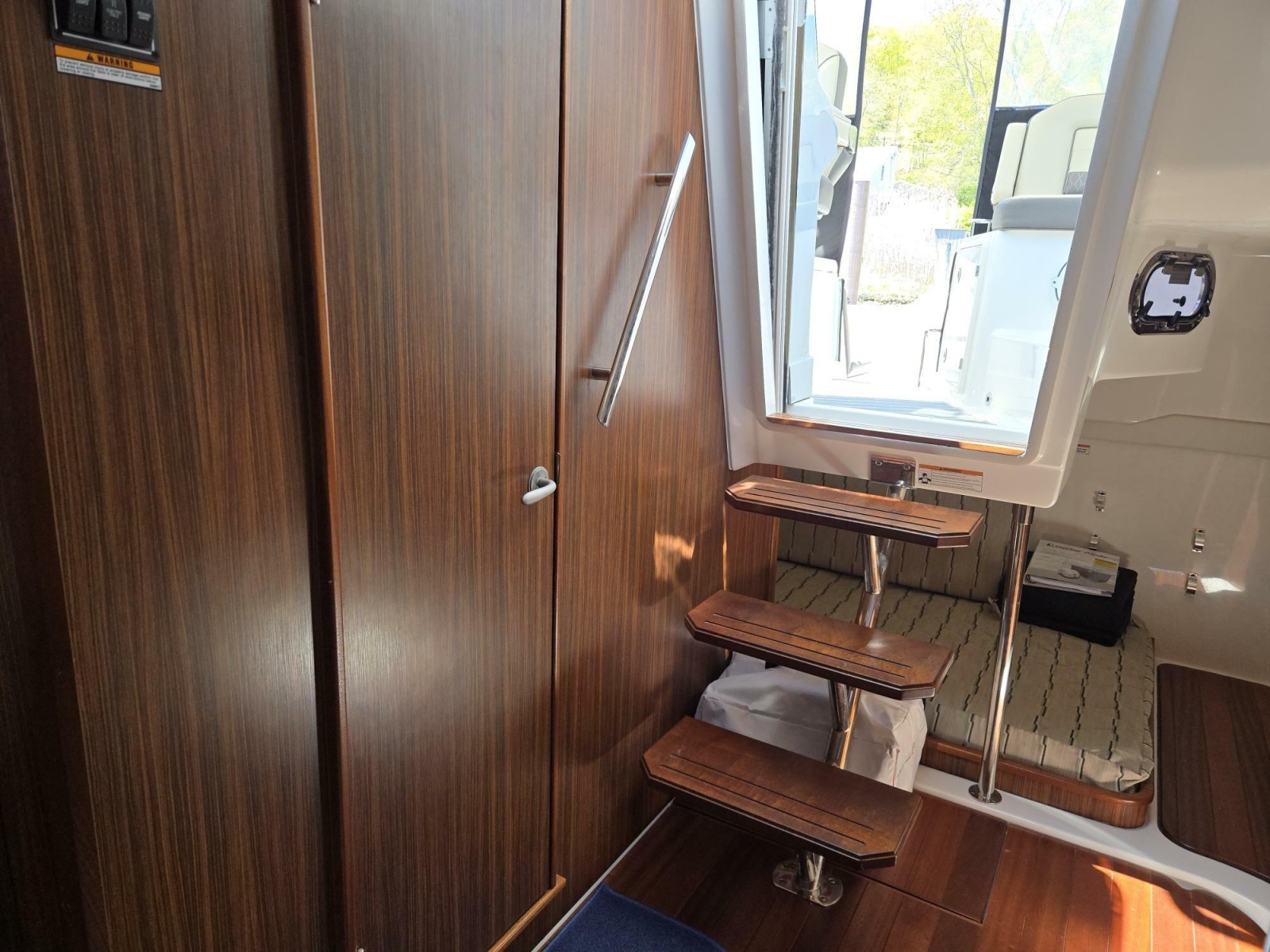 2019 Pursuit 355 Offshore