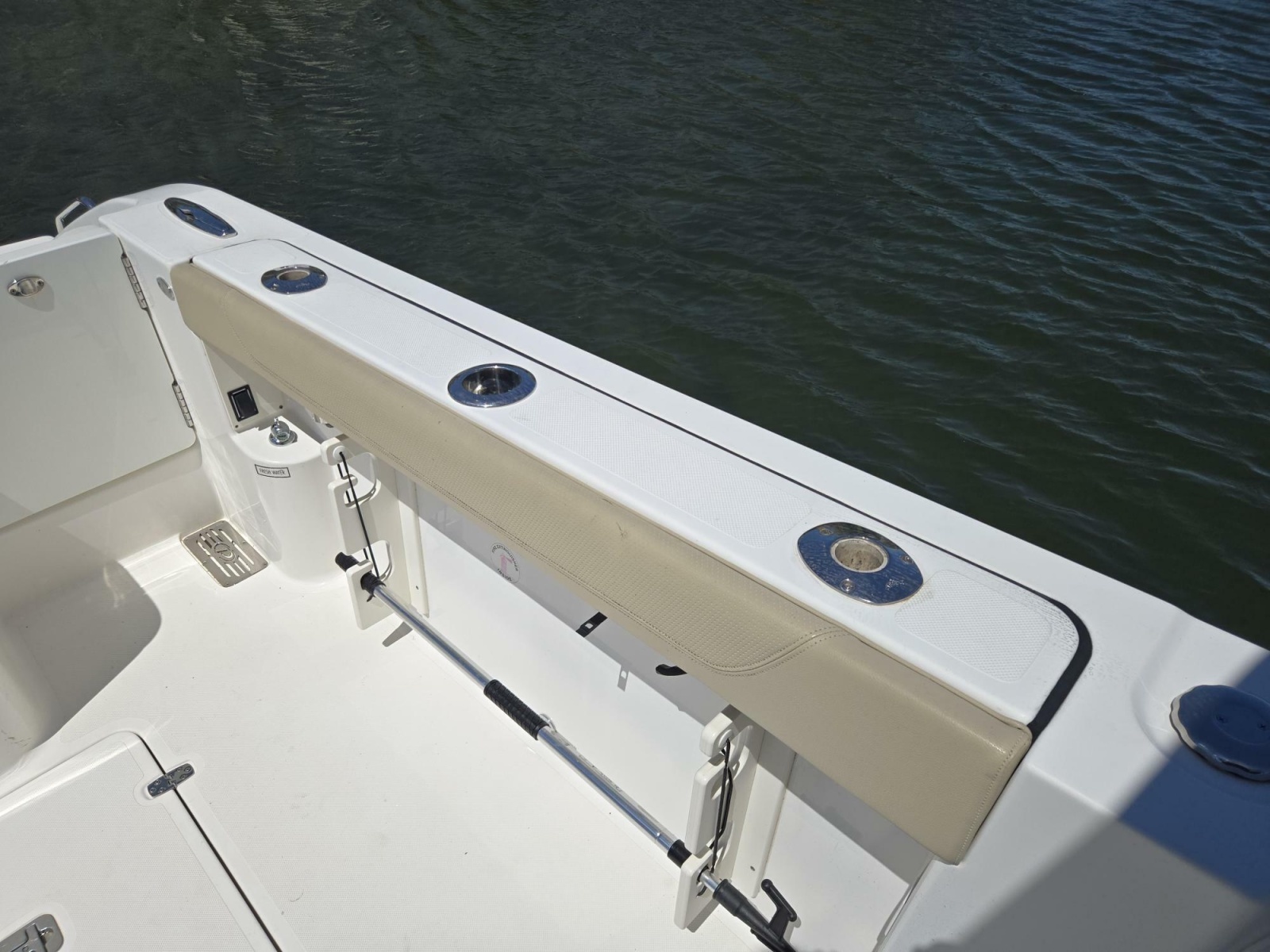 2019 Pursuit 355 Offshore