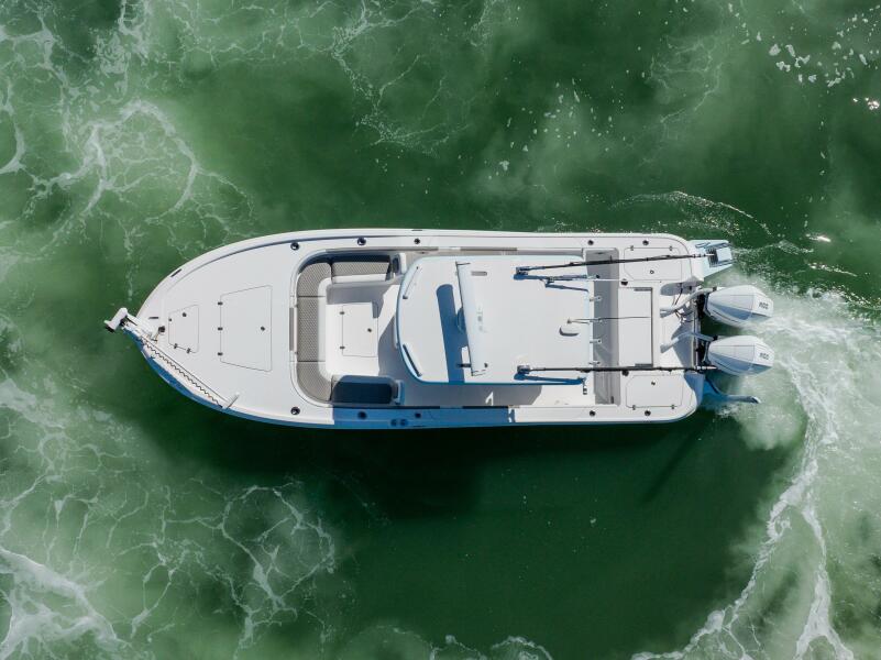 28' 2022 Caymas 28 HB