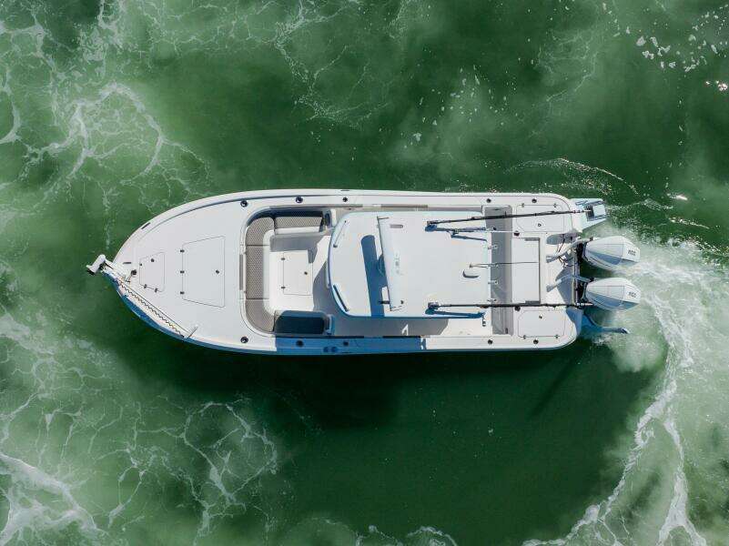 28ft Caymas Yacht For Sale