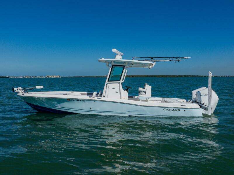 28ft Caymas Yacht For Sale