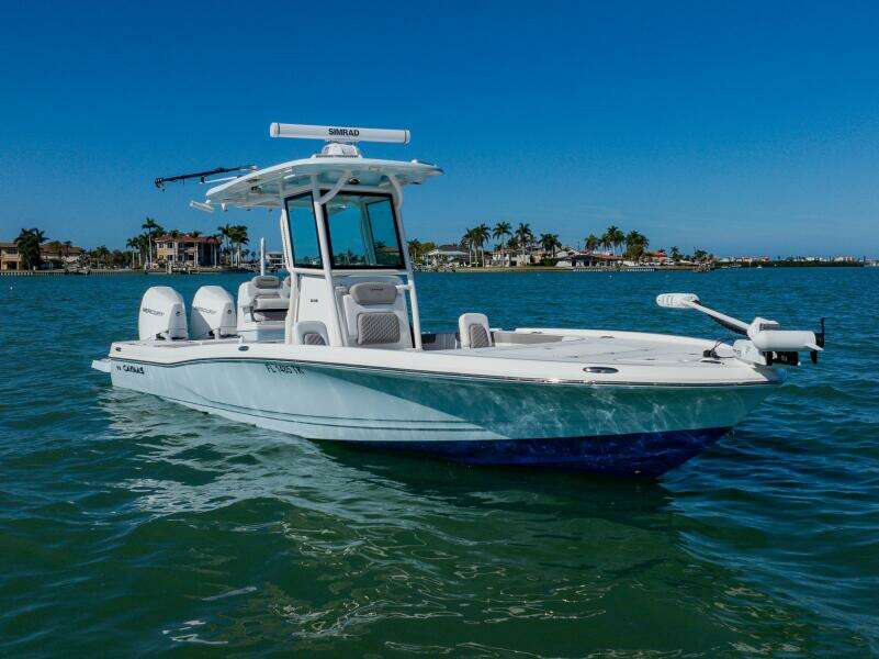 28ft Caymas Yacht For Sale