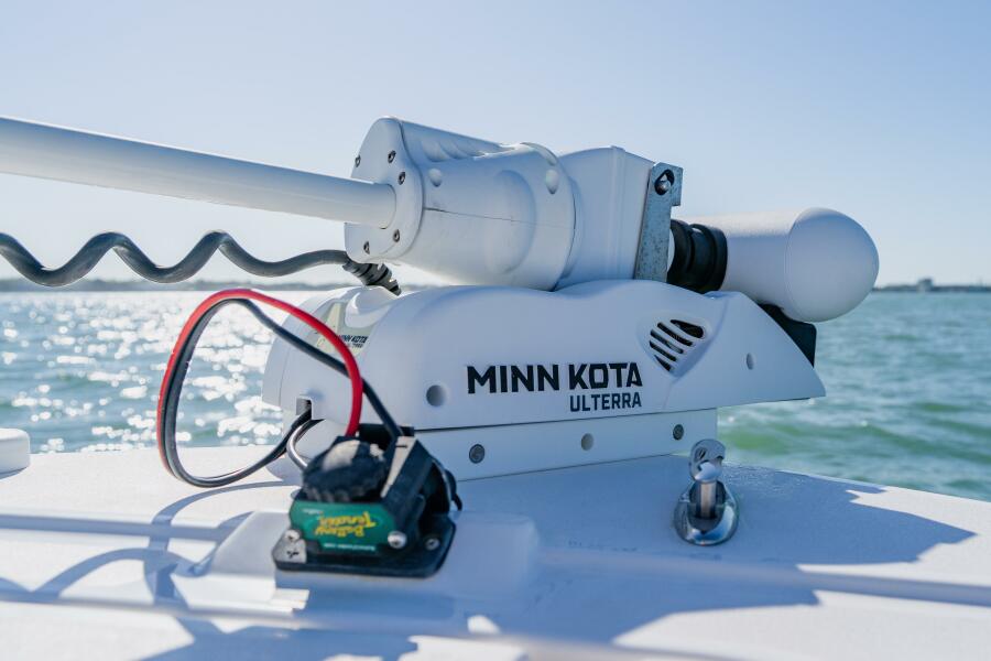 28' 2022 Caymas 28 HB