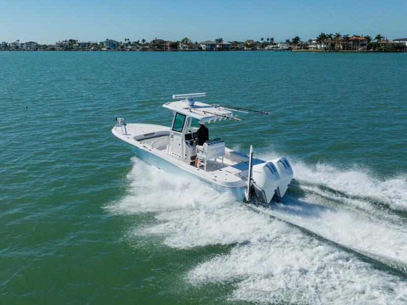 28' 2022 Caymas 28 HB