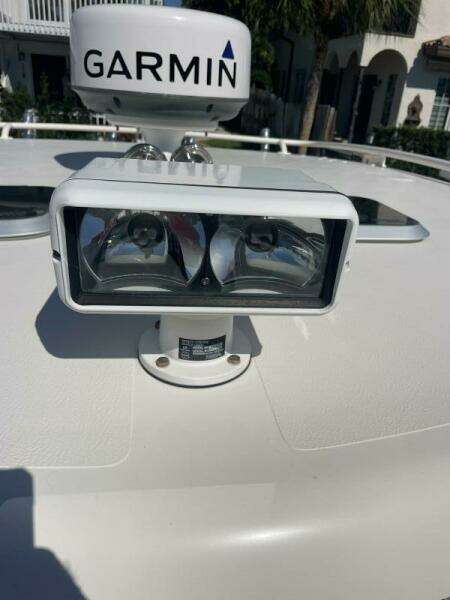 Encore 33ft Pursuit Yacht For Sale