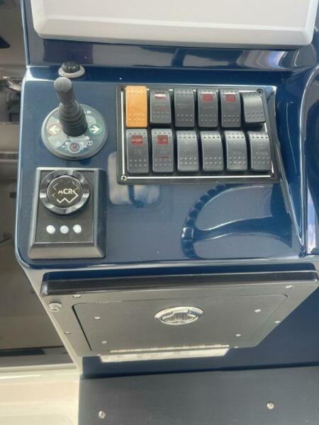 33' 2014 Pursuit OS 315