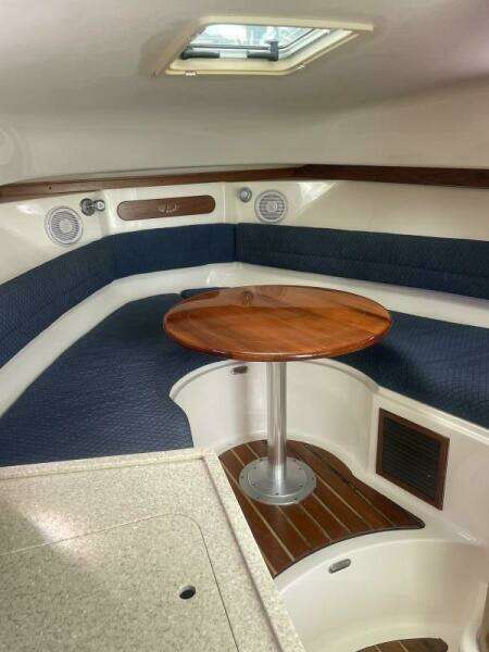 Encore 33ft Pursuit Yacht For Sale