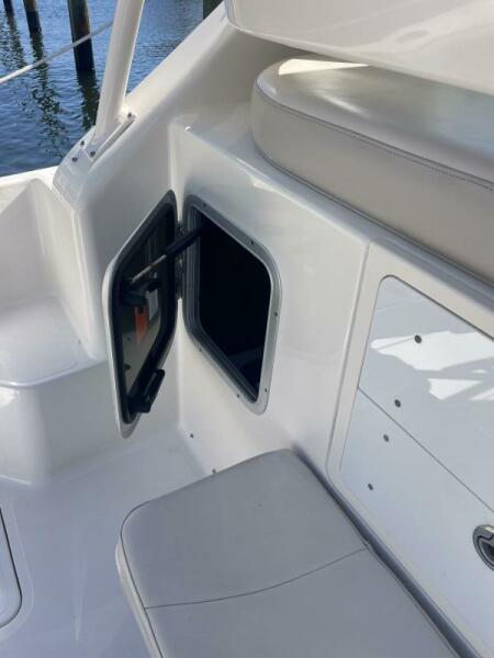 33' 2014 Pursuit OS 315