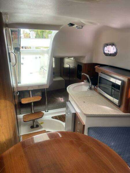 Encore 33ft Pursuit Yacht For Sale