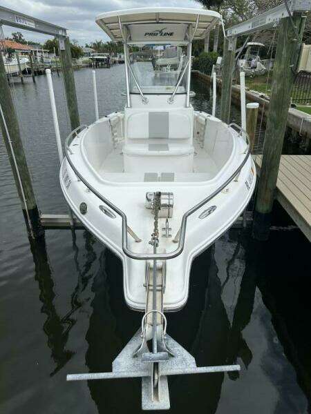 26ft Pro Line Yacht For Sale