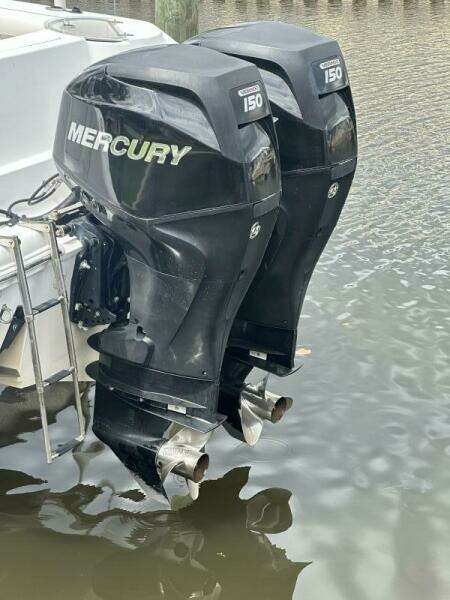 26ft Pro Line Yacht For Sale