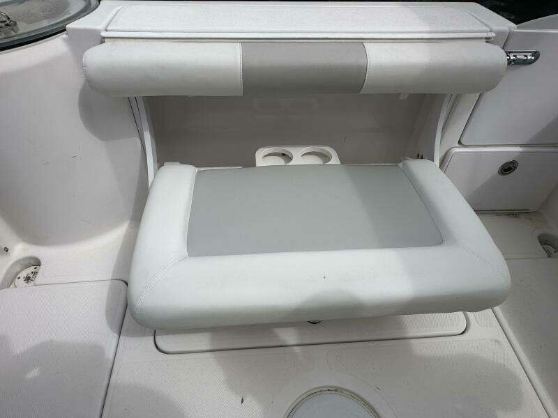 26ft Pro Line Yacht For Sale