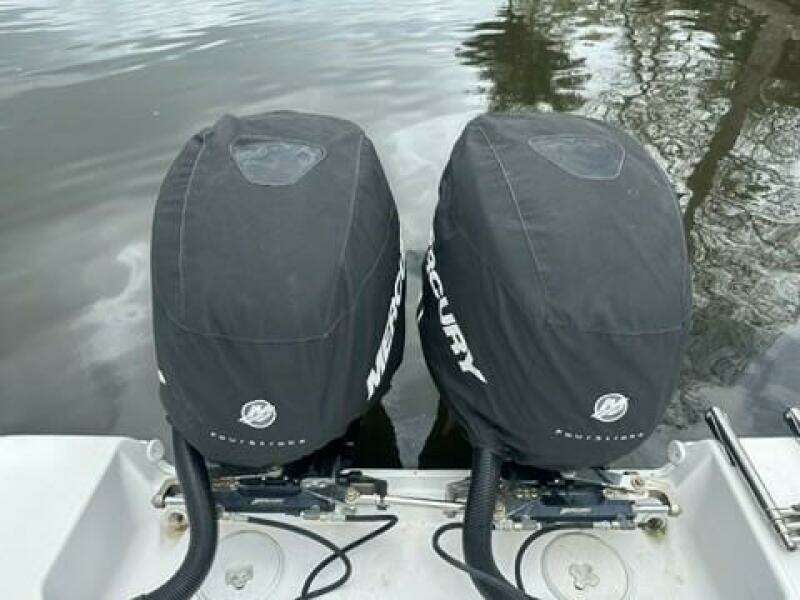 26ft Pro Line Yacht For Sale