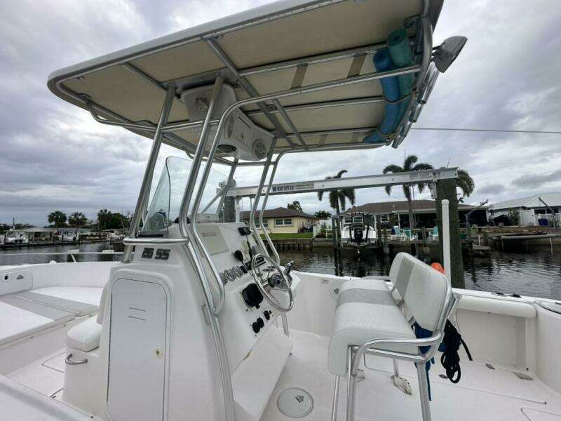 26ft Pro Line Yacht For Sale