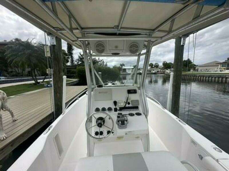 26ft Pro Line Yacht For Sale
