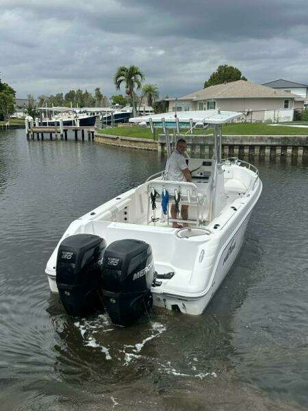 26ft Pro Line Yacht For Sale