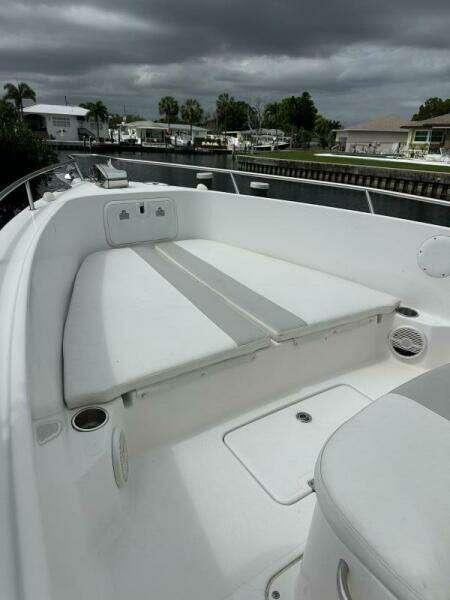 26ft Pro Line Yacht For Sale